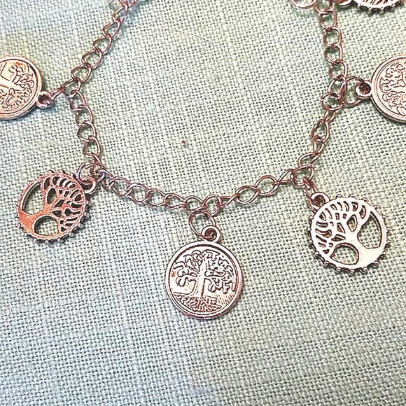 Bracelet silver tone Tree of Life toggle clasp NEW - Picture 2 of 3